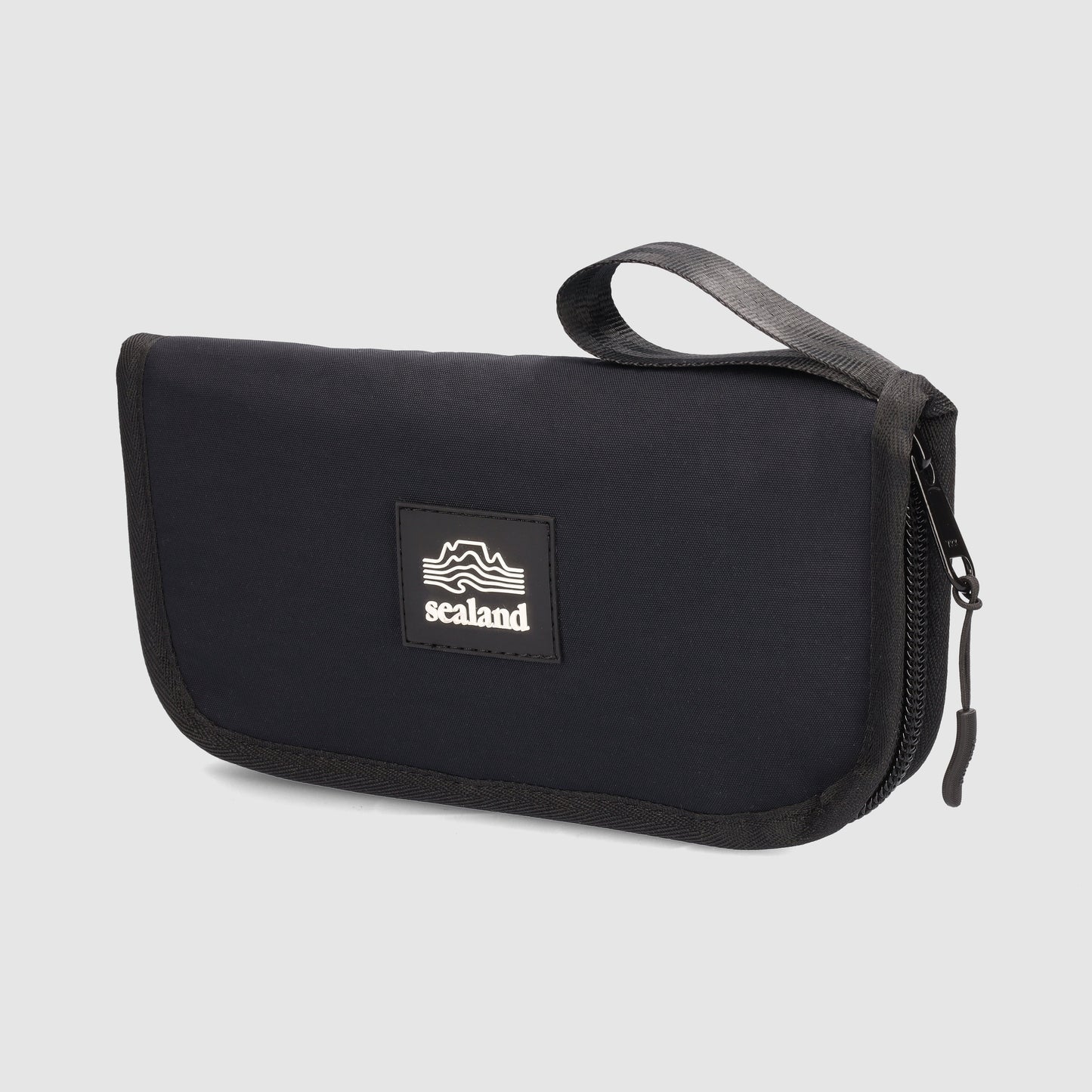 Recycled Voyager Travel Wallet